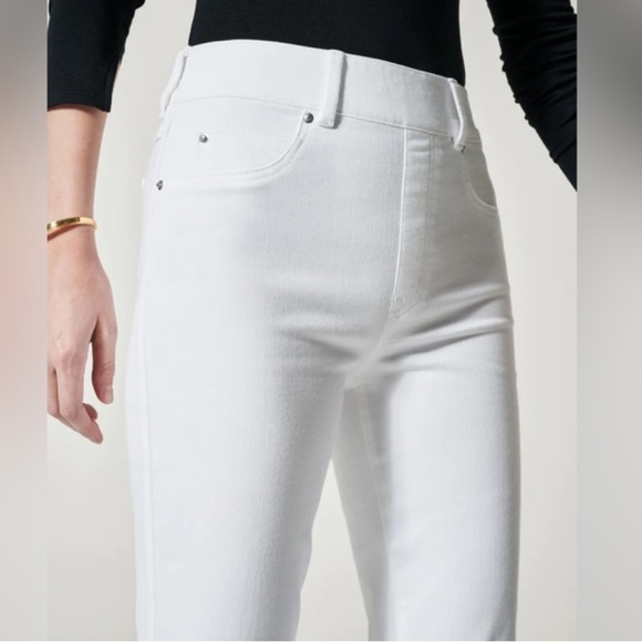 🌻Spanx 20354 Straight Leg Jeans - Picture 5 of 5